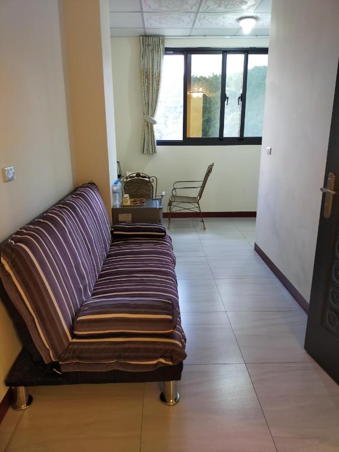 Sun Moon Lake Long Xing Homestay Yuchi Exteriér fotografie