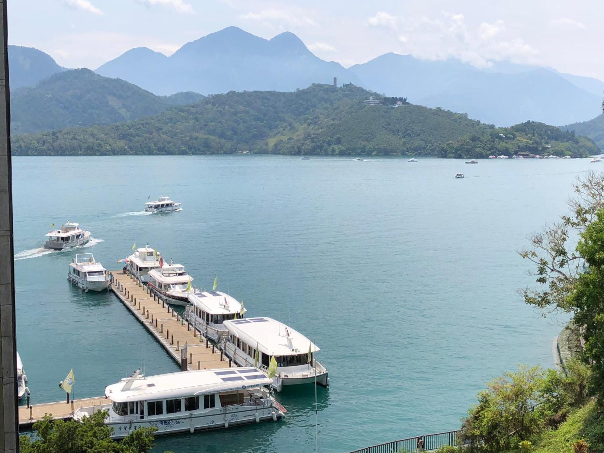 Sun Moon Lake Long Xing Homestay Yuchi Exteriér fotografie